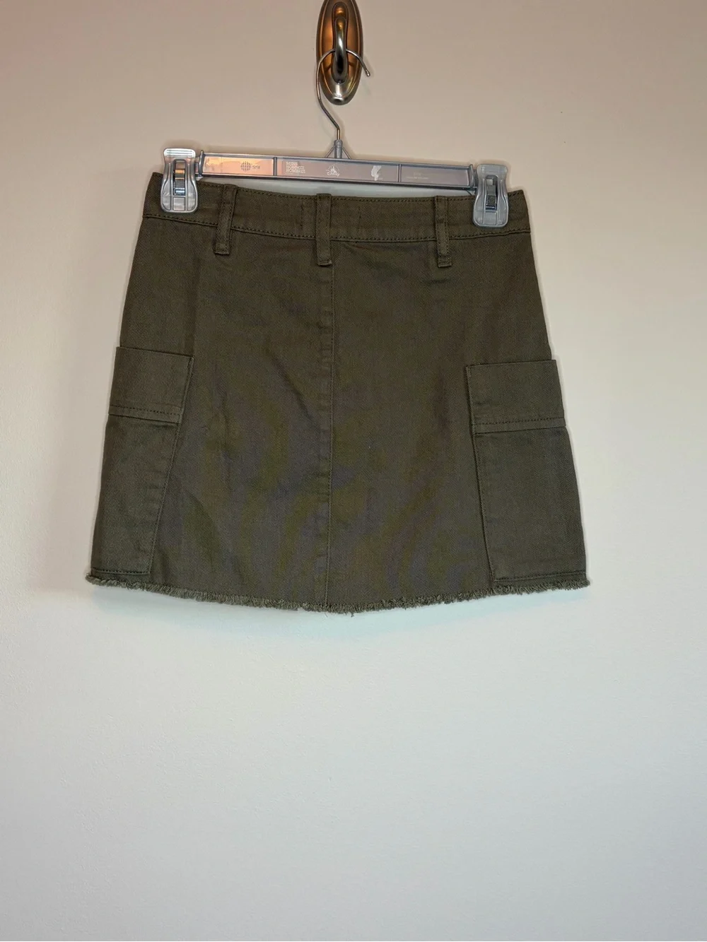 Chelsea & Violet Olive Green Utility Cargo Mini Skirt Frayed Hem Size XS NWT